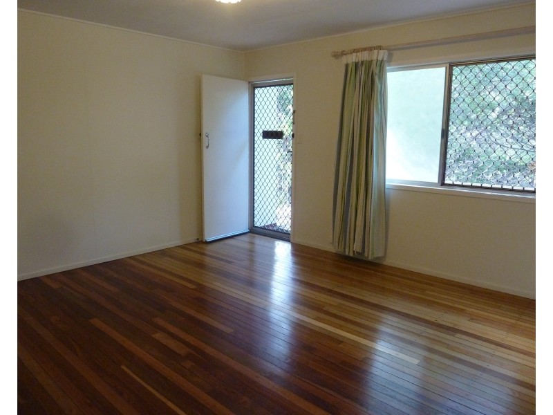 36 Barbarra St, Picnic Bay QLD 4819