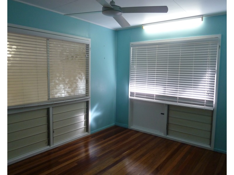 36 Barbarra St, Picnic Bay QLD 4819