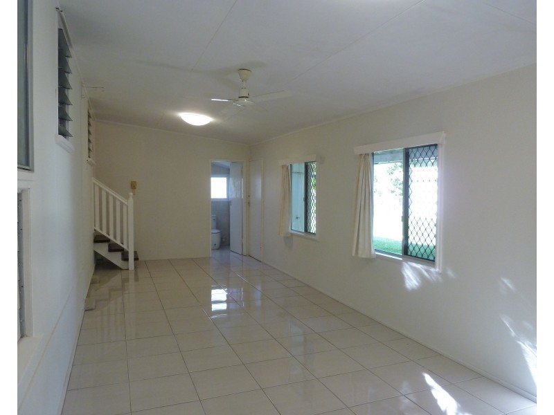 36 Barbarra St, Picnic Bay QLD 4819