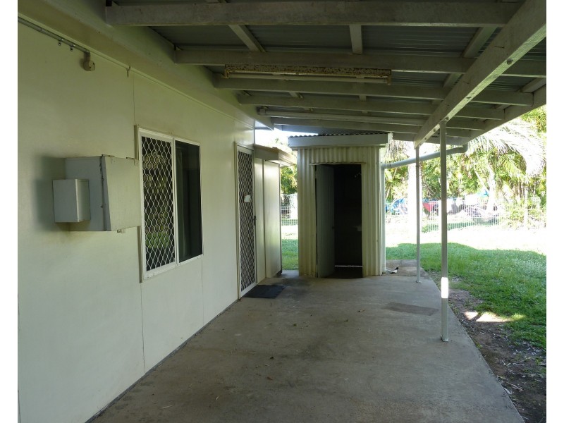 36 Barbarra St, Picnic Bay QLD 4819