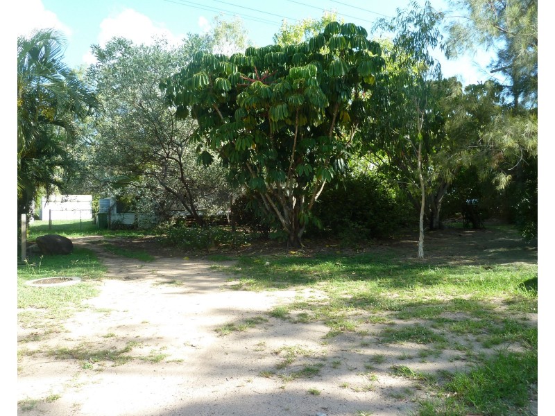 36 Barbarra St, Picnic Bay QLD 4819