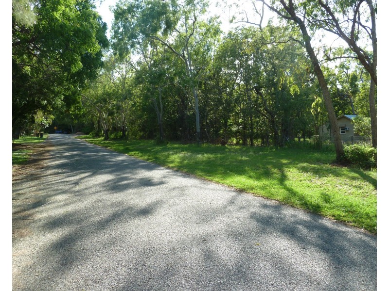 36 Barbarra St, Picnic Bay QLD 4819