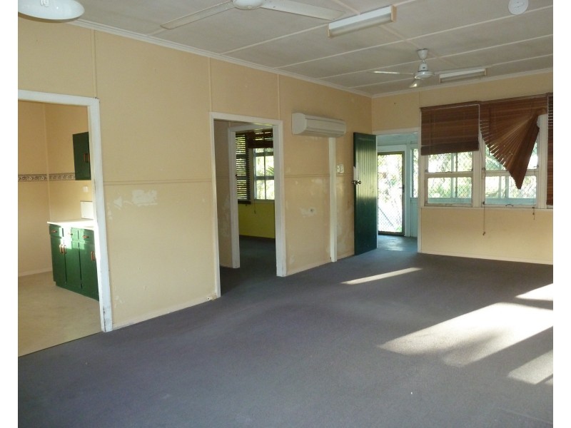 40 Granite St, Picnic Bay QLD 4819