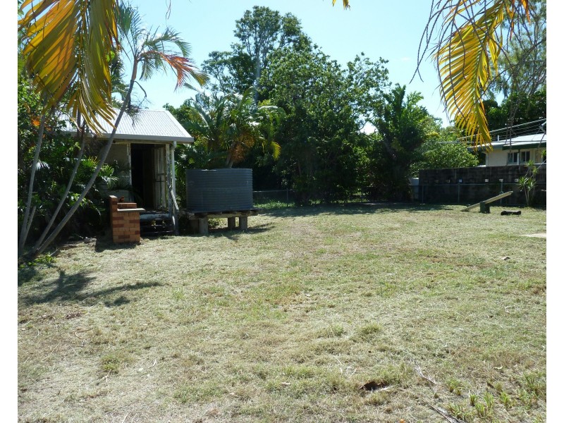 40 Granite St, Picnic Bay QLD 4819