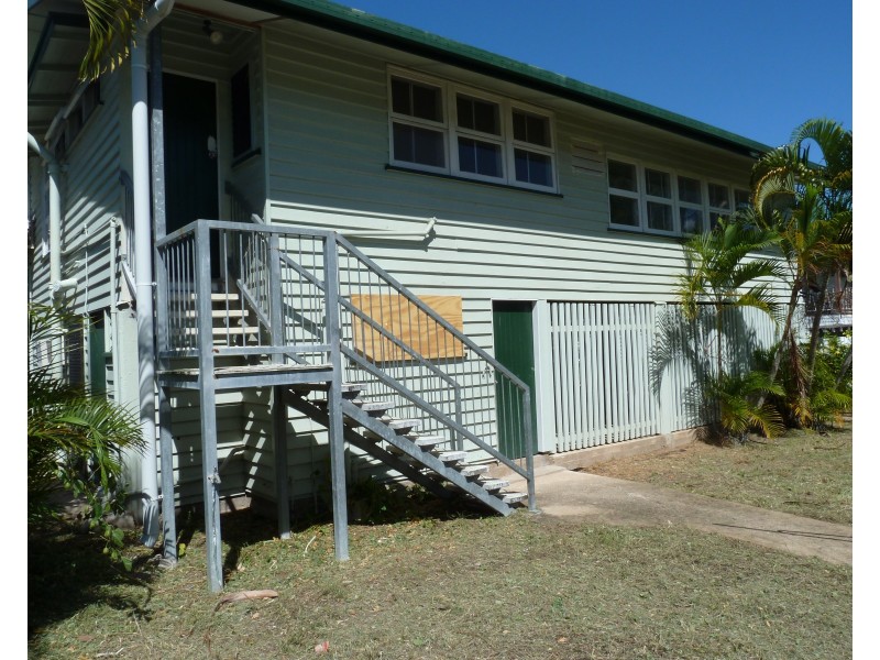 40 Granite St, Picnic Bay QLD 4819