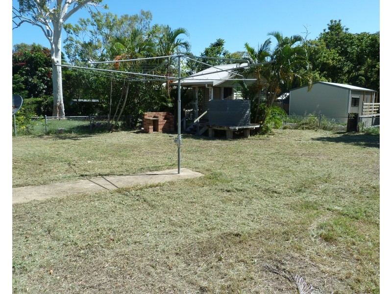 40 Granite St, Picnic Bay QLD 4819