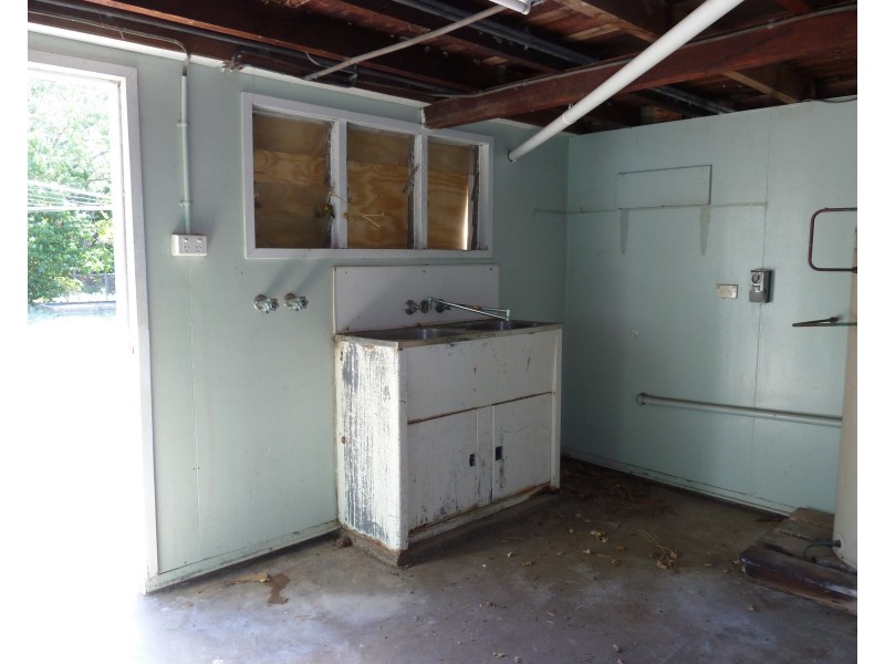 40 Granite St, Picnic Bay QLD 4819