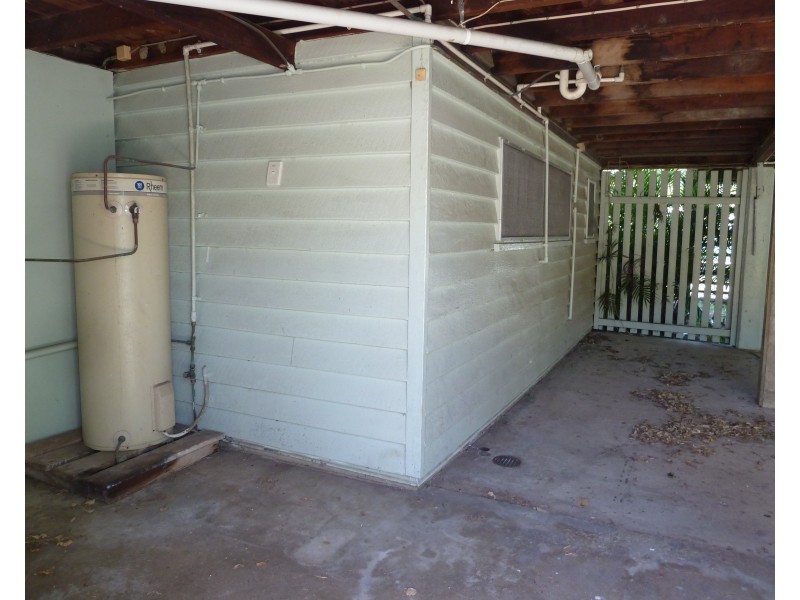 40 Granite St, Picnic Bay QLD 4819