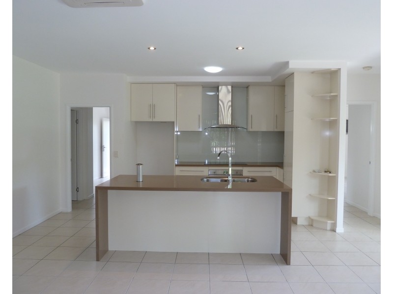 3 Pietro Ct, Horseshoe Bay QLD 4819