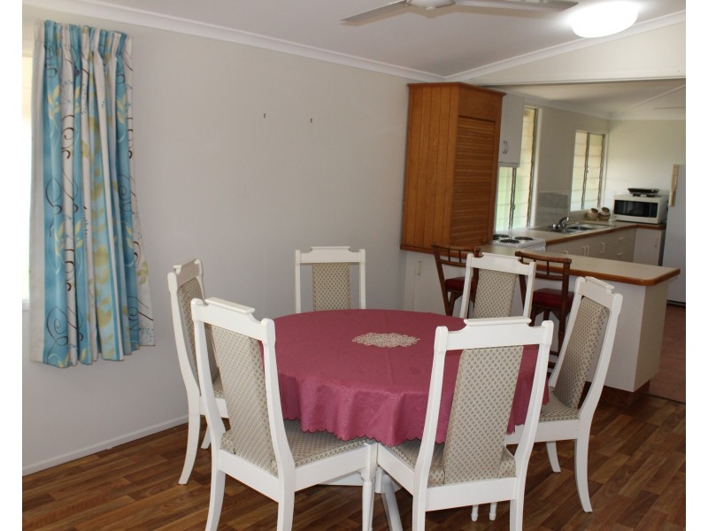 42 Picnic St, Picnic Bay QLD 4819