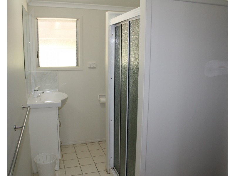 42 Picnic St, Picnic Bay QLD 4819