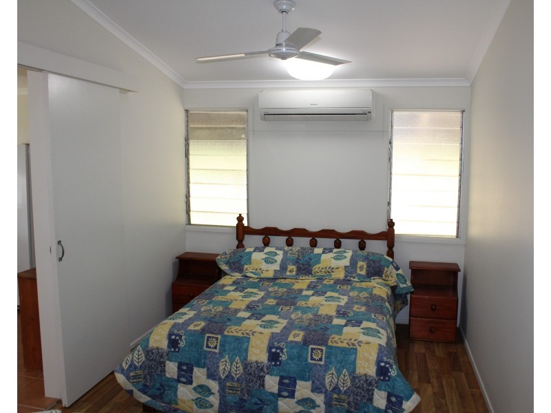 42 Picnic St, Picnic Bay QLD 4819