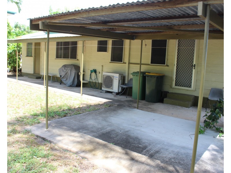 42 Picnic St, Picnic Bay QLD 4819