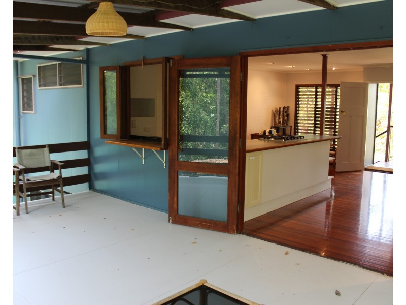 5 Nerita Ct, Nelly Bay QLD 4819