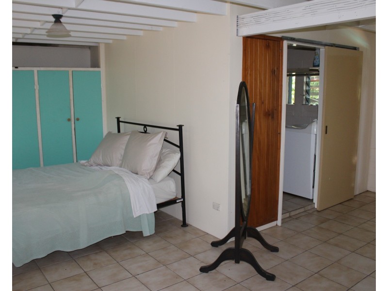 5 Nerita Ct, Nelly Bay QLD 4819