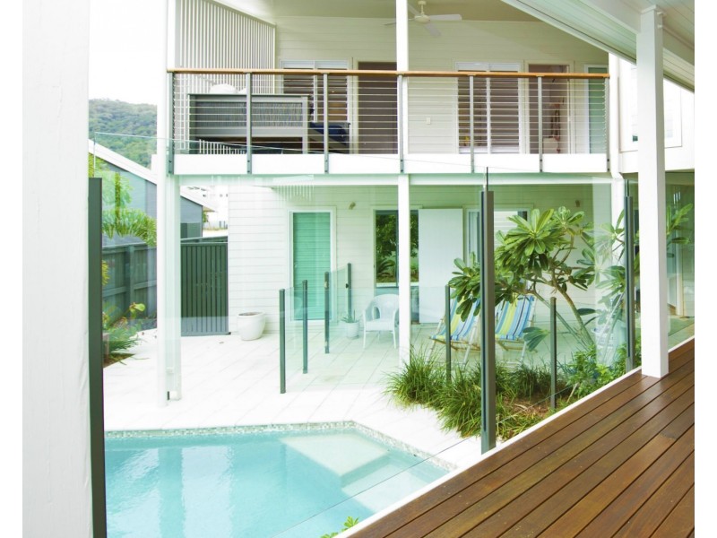 19 The Cove, Nelly Bay QLD 4819