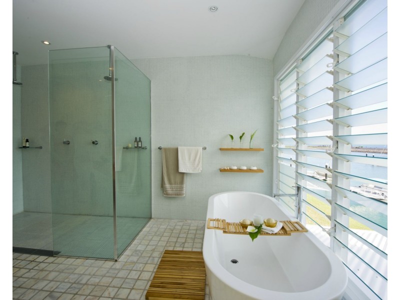 19 The Cove, Nelly Bay QLD 4819