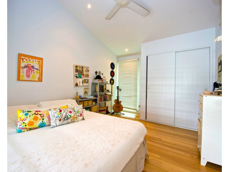 19 The Cove, Nelly Bay QLD 4819