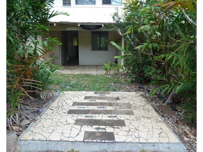 1 Mccabe Cres, Arcadia QLD 4819