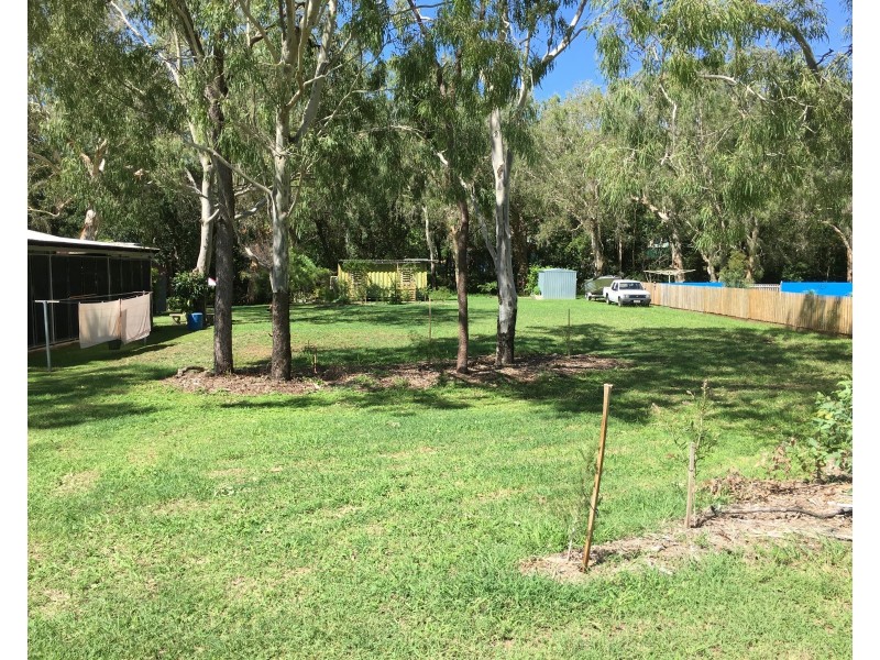 36 Yates St, Nelly Bay QLD 4819