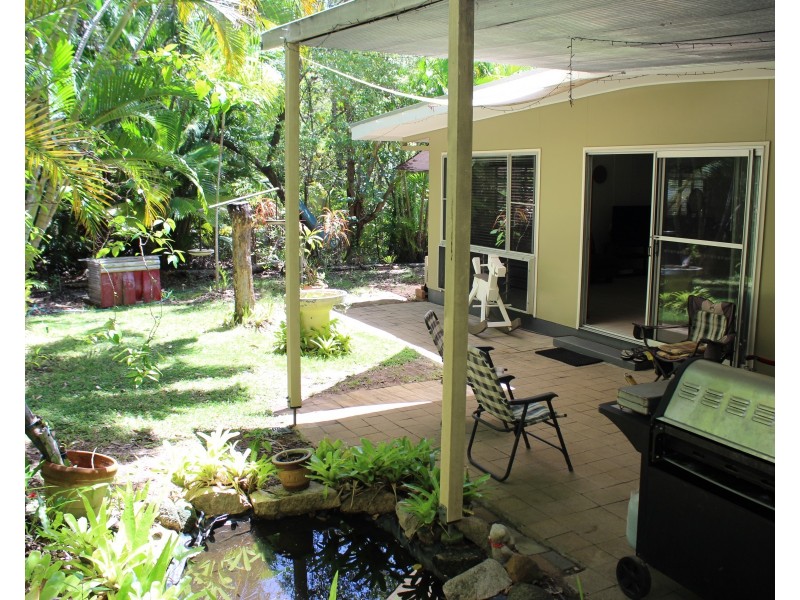 23-25 Dent St, Horseshoe Bay QLD 4819