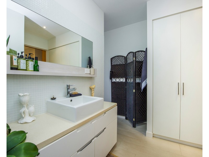 2303/146 Sooning Street (Bright Point), Nelly Bay QLD 4819