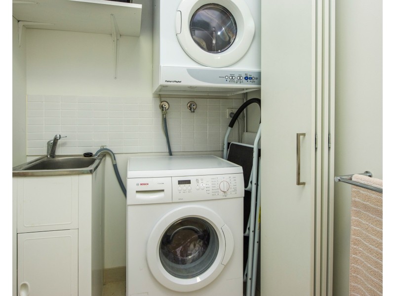 2303/146 Sooning Street (Bright Point), Nelly Bay QLD 4819