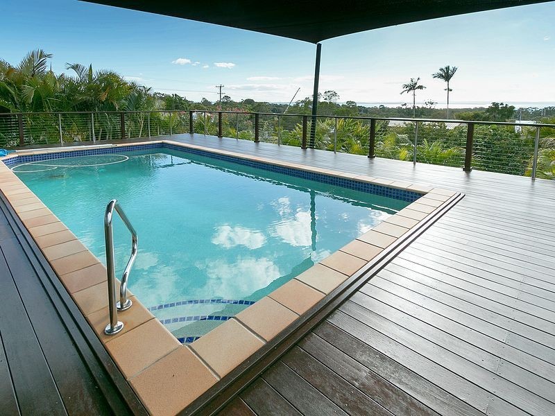 16 Swan Drive, Booral QLD 4655