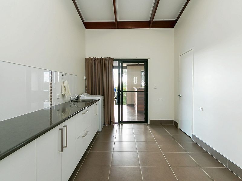 16 Swan Drive, Booral QLD 4655
