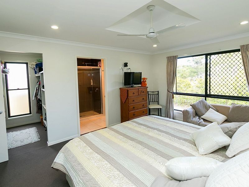 16 Swan Drive, Booral QLD 4655
