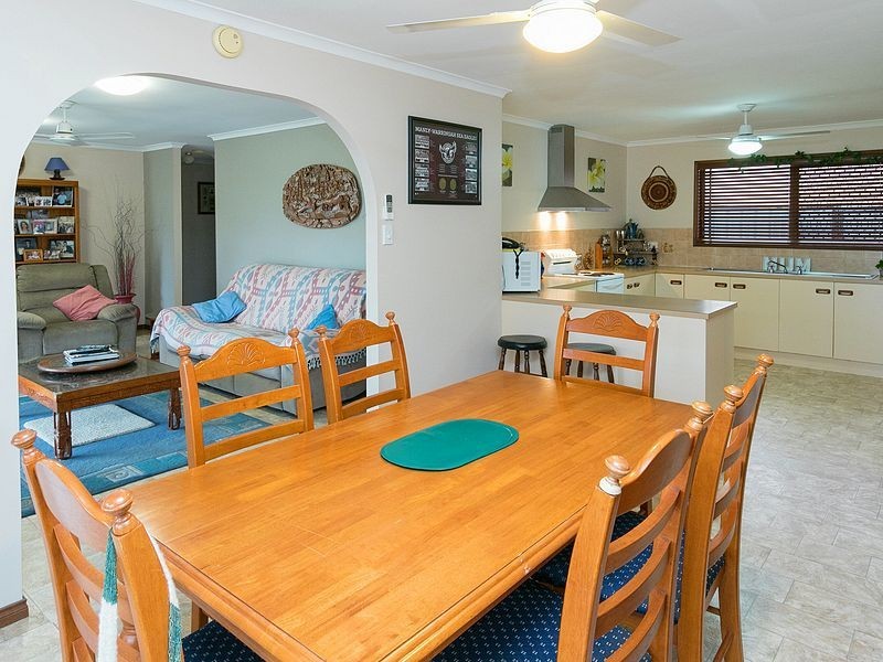 2 Sandalan Way, Urangan QLD 4655