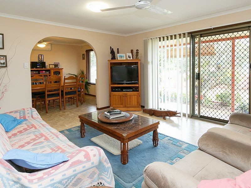 2 Sandalan Way, Urangan QLD 4655