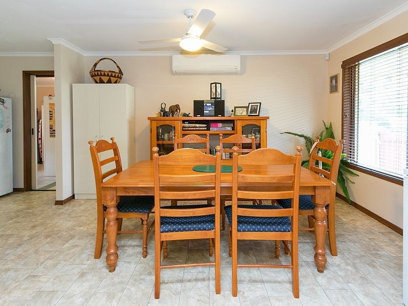 2 Sandalan Way, Urangan QLD 4655