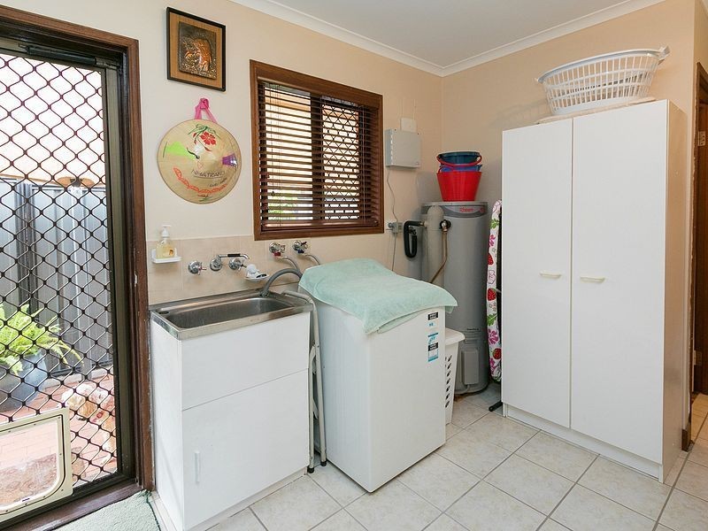 2 Sandalan Way, Urangan QLD 4655