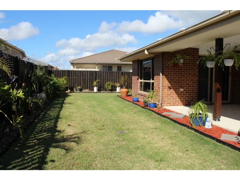10 Forrest Court, Urraween QLD 4655