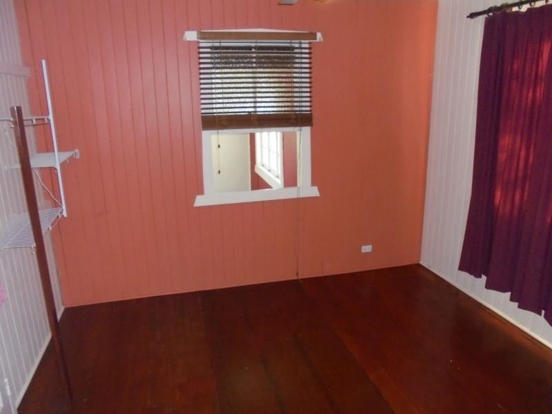 10 Gympie Street, Torbanlea QLD 4662