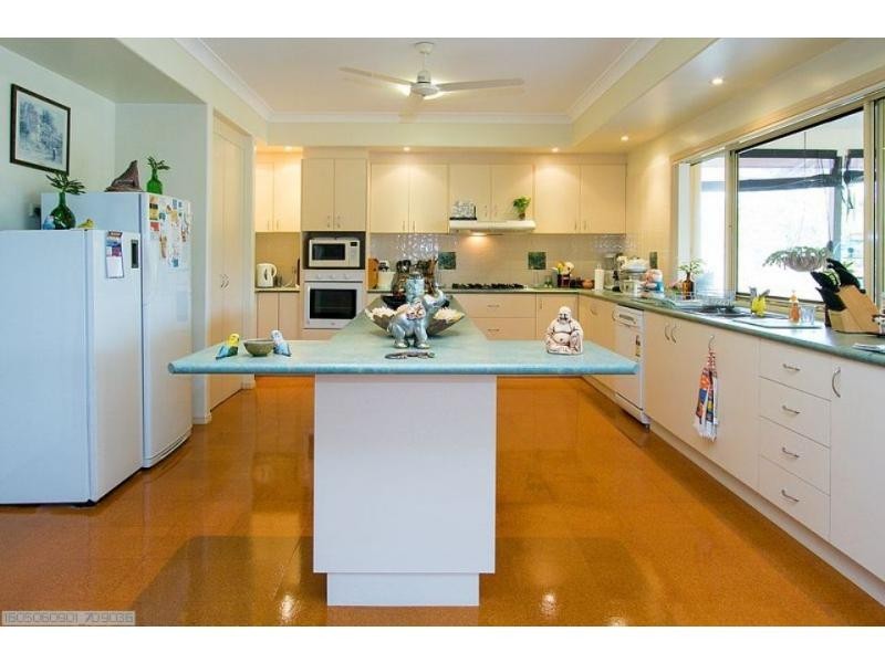 23 Branch Street, Torbanlea QLD 4662
