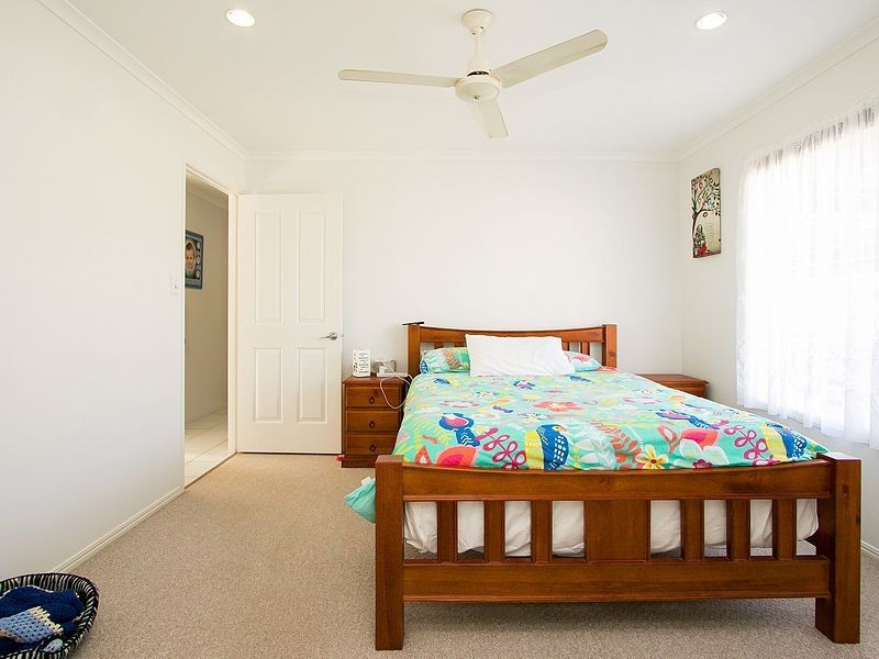 19 Moonstone Drive, Urangan QLD 4655
