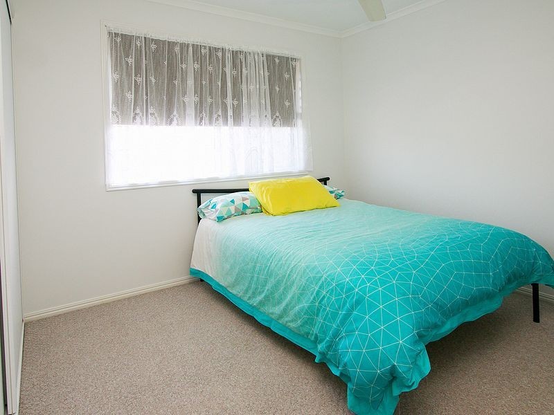 19 Moonstone Drive, Urangan QLD 4655