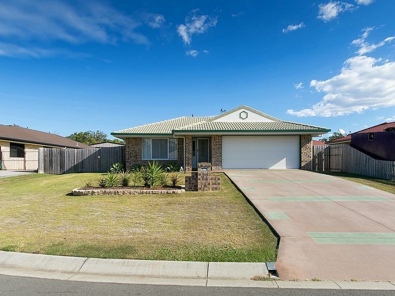 19 Moonstone Drive, Urangan QLD 4655