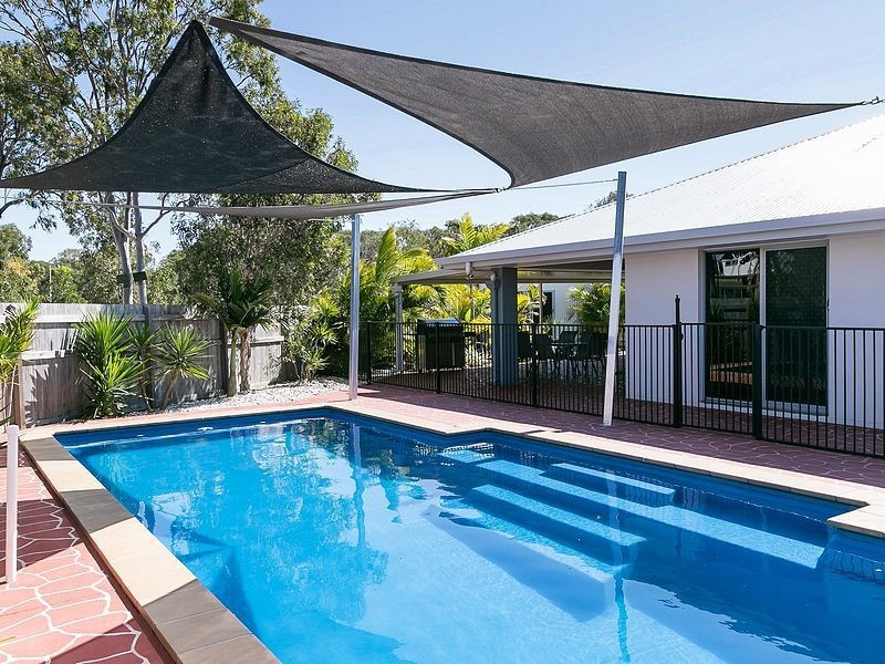 112 Emerald Park Way, Urangan QLD 4655