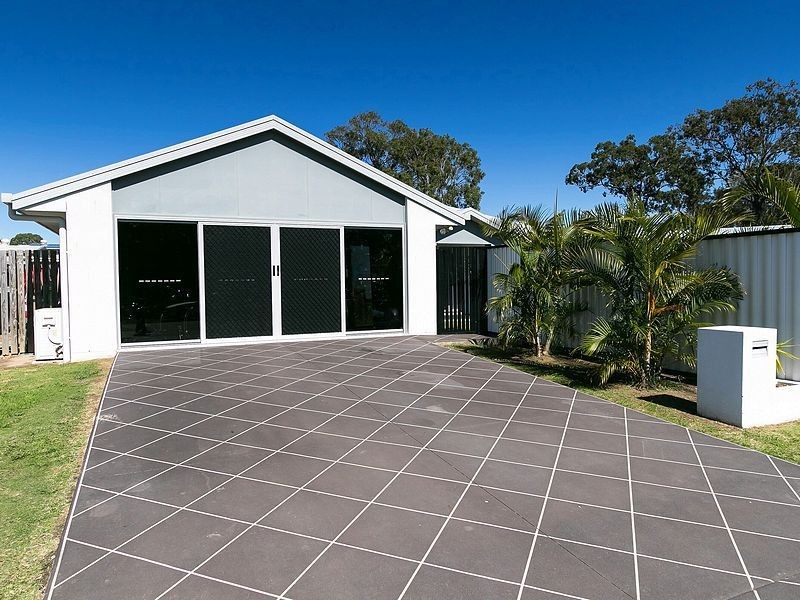 112 Emerald Park Way, Urangan QLD 4655
