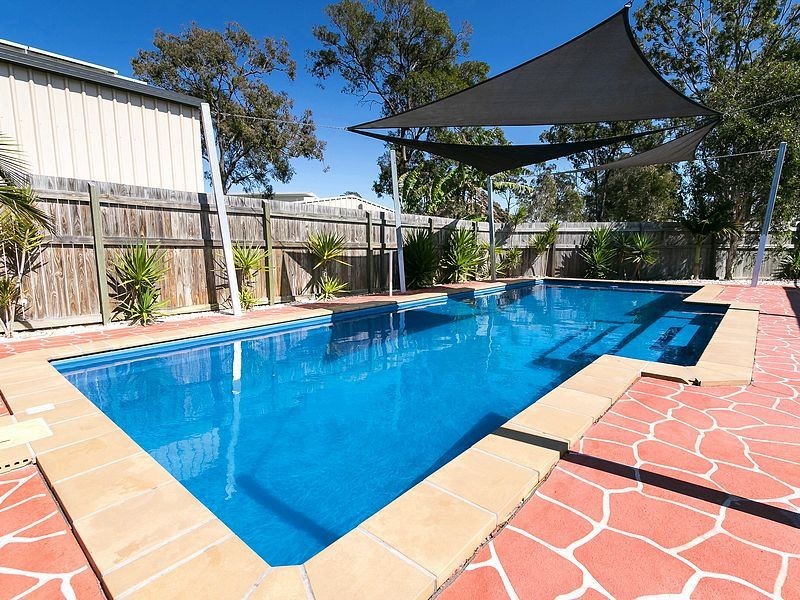 112 Emerald Park Way, Urangan QLD 4655