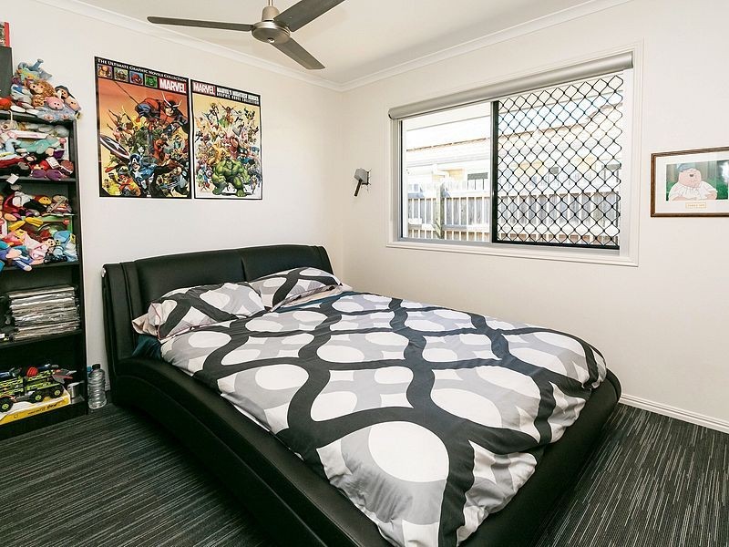 112 Emerald Park Way, Urangan QLD 4655