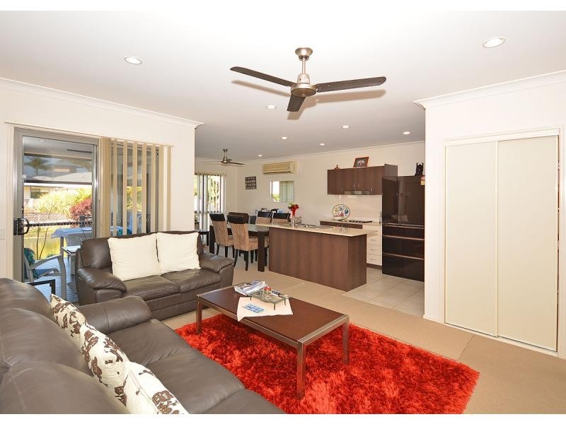 185/25 PALM LAKES , Hervey Bay, Eli Waters QLD 4655