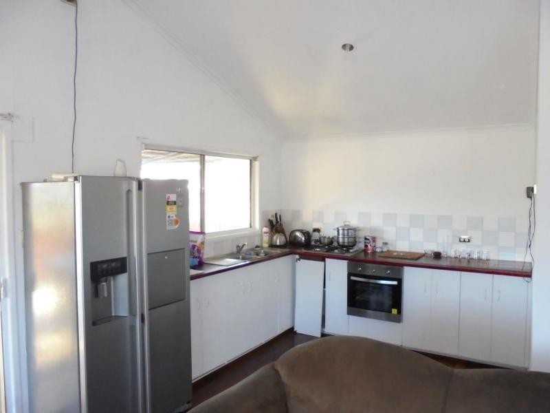 22 Union Street, Torbanlea QLD 4662