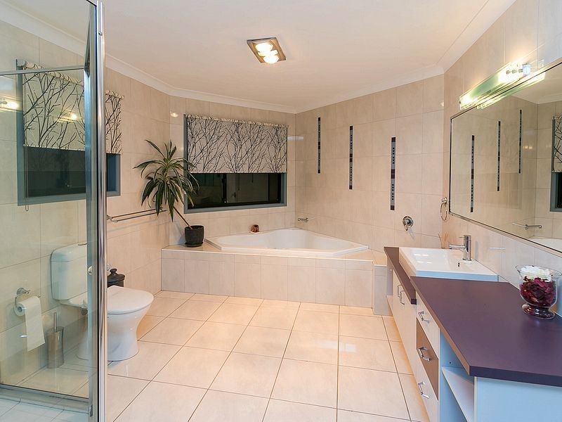 4 Coogera Court, Dundowran Beach QLD 4655