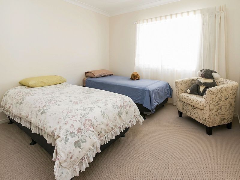 31/25 PALM LAKES, Eli Waters QLD 4655