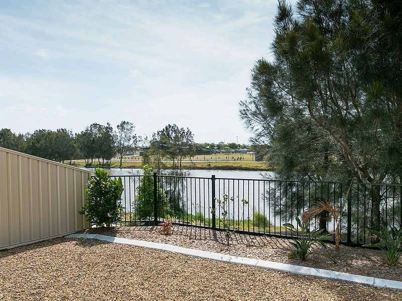 31/25 PALM LAKES, Eli Waters QLD 4655