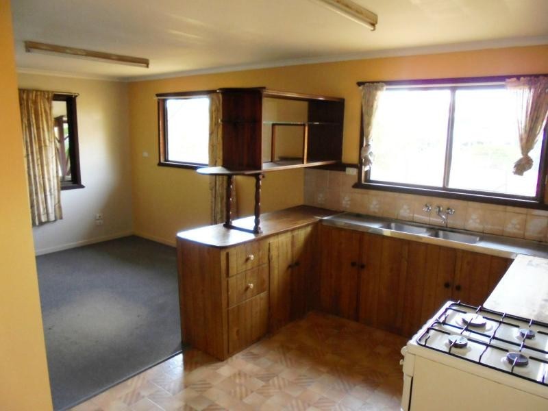 44 Hunter Street, Torbanlea QLD 4662